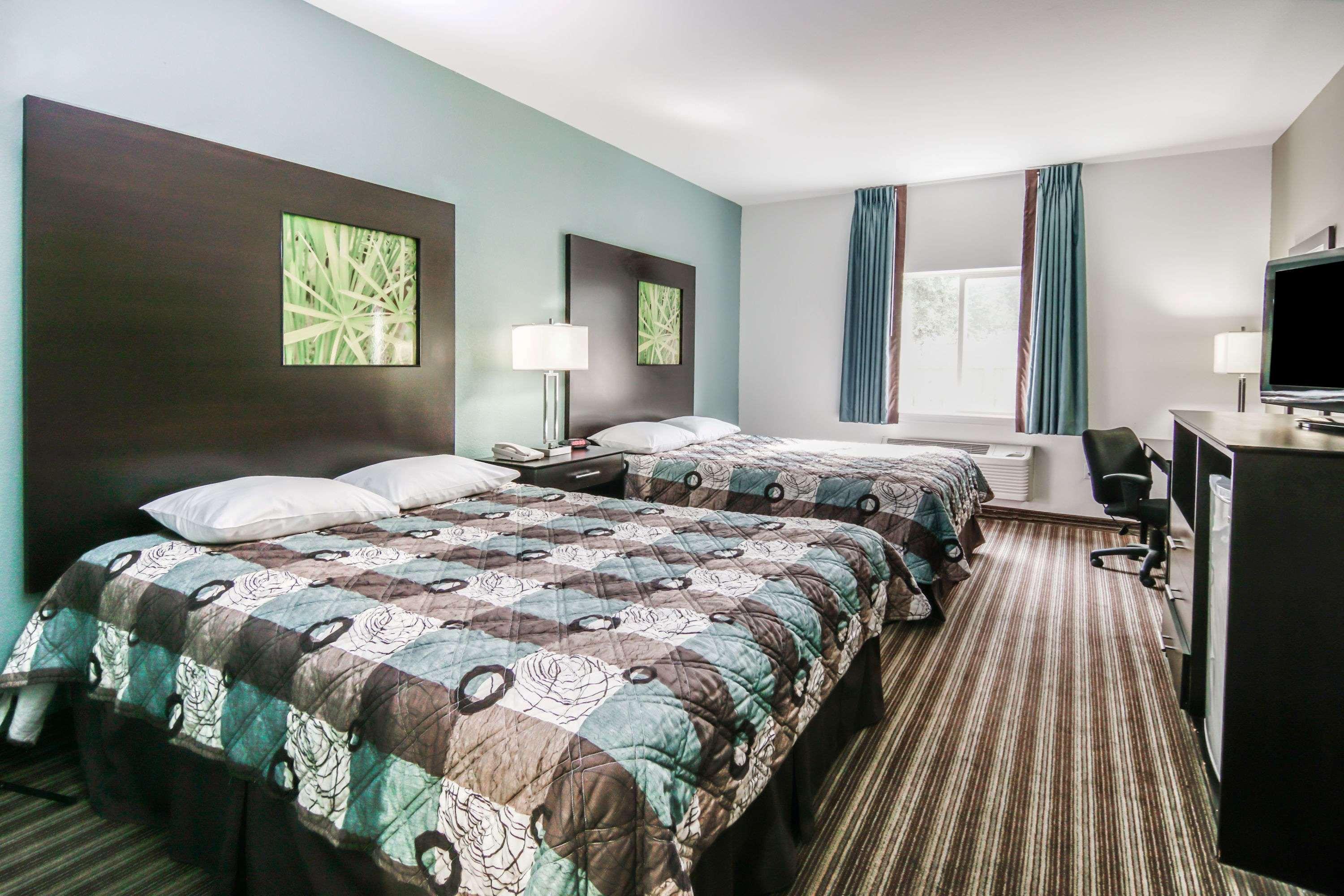 Hotel Super 8 By Wyndham Brenham Tx Extérieur photo
